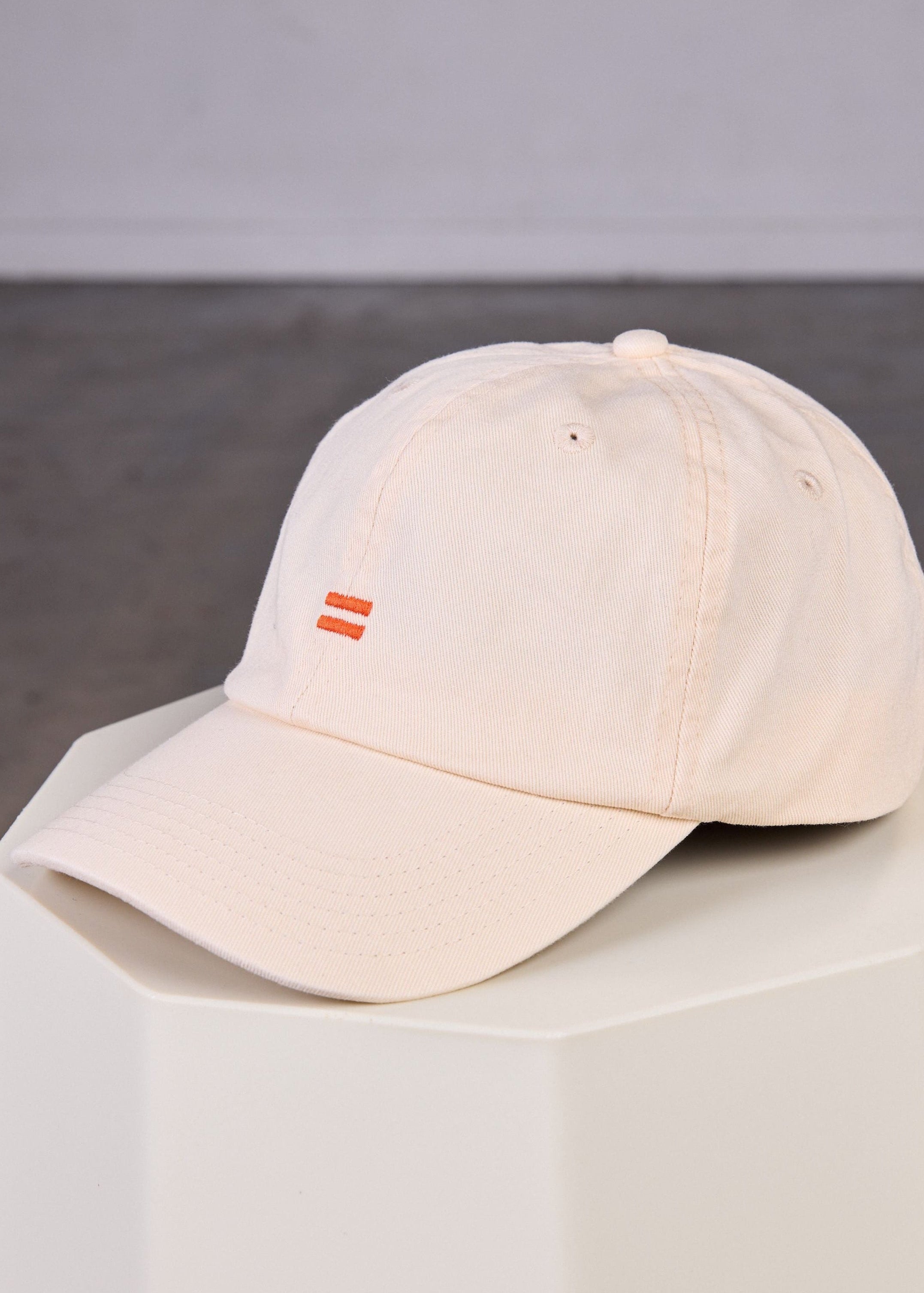 EQUAL hat [off-white or navy]